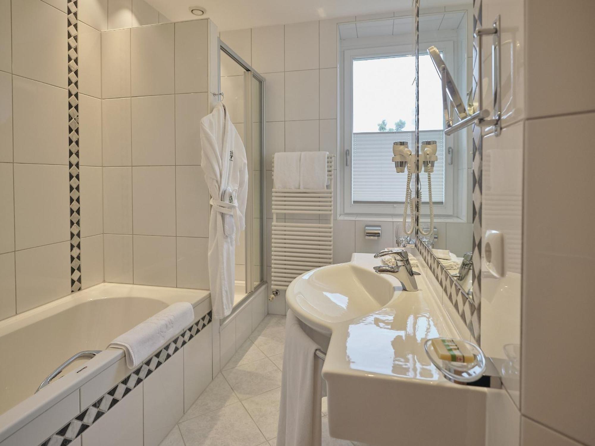 Park Igls - Medical Spa Resort Инсбрук Номер фото